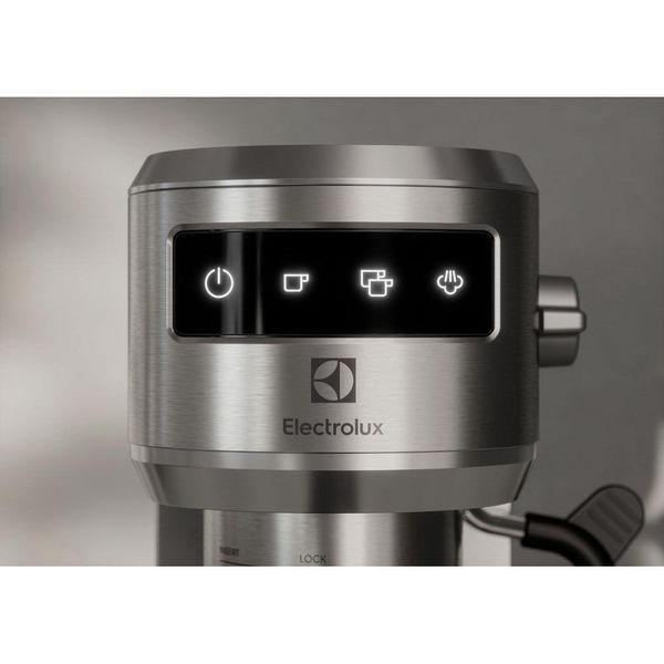 Рожковая кофеварка эспрессо Electrolux E6EC1-6ST 036067 фото