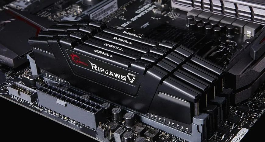 Память для настольных компьютеров G.Skill 64 GB (4x16GB) DDR4 3600 MHz Ripjaws V (F4-3600C16Q-64GVKC) 026490 фото
