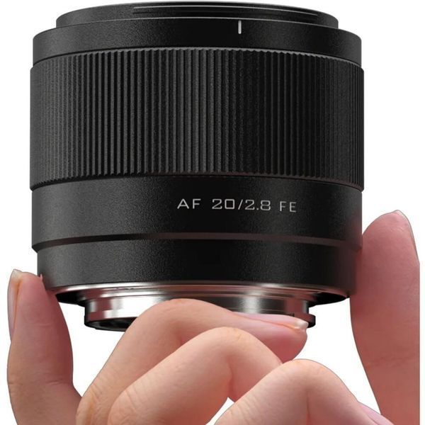 Широкоугольный объектив Viltrox AF 20mm f/2,8 043662 фото