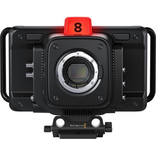 Студійна відеокамера Blackmagic Design Design Studio Camera 6K Pro (CINSTUDMFT/G26PDK) 043408 фото