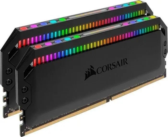 Пам'ять для настільних комп'ютерів Corsair 32 GB (2x16GB) DDR4 3466 MHz Dominator Platinum (CMT32GX4M2C3466C16) 026383 фото