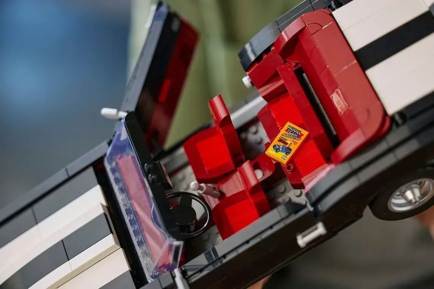 Авто-конструктор LEGO Icons Шевроле Камаро Z28 (10304) 613498 фото