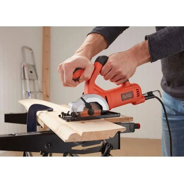 Монтажна пилка Black+Decker BES510 530400 фото