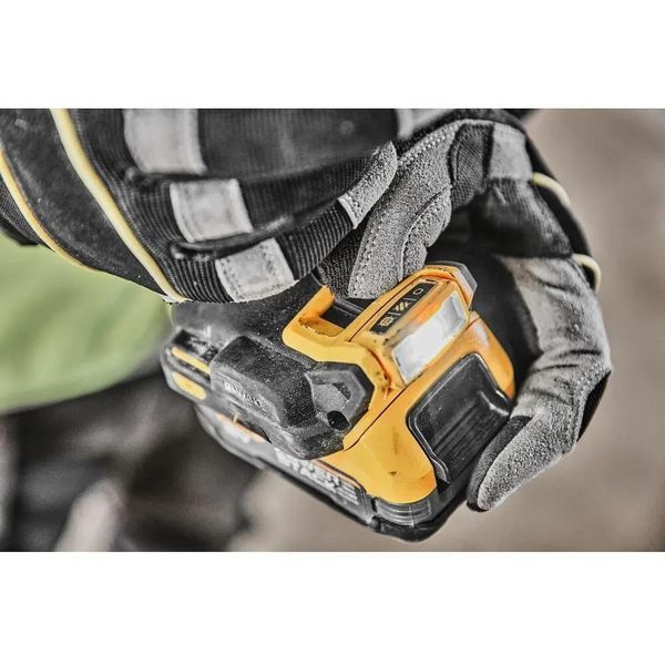 Шуруповерт DeWALT DCD800E1T 044107 фото
