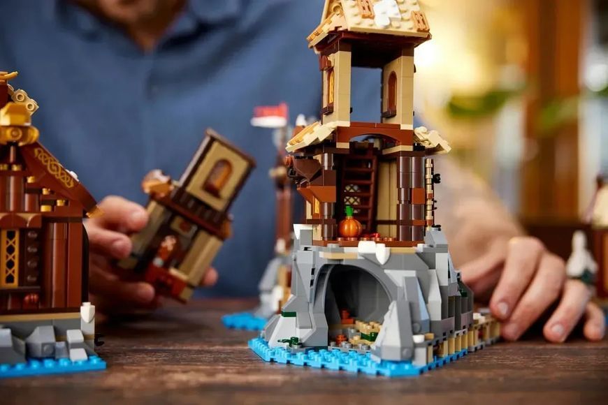 Блочный конструктор LEGO Ideas Деревня викингов (21343) 613441 фото