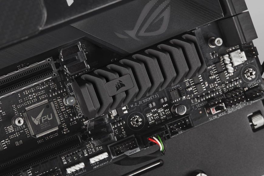 SSD накопичувач Corsair MP600 PRO XT 2 TB (CSSD-F2000GBMP600PXT) 001864 фото
