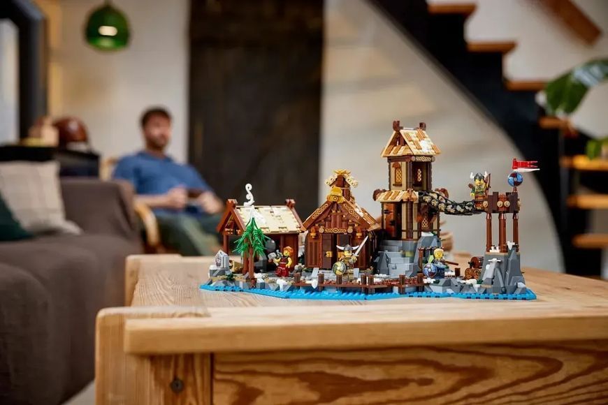 Блочный конструктор LEGO Ideas Деревня викингов (21343) 613441 фото