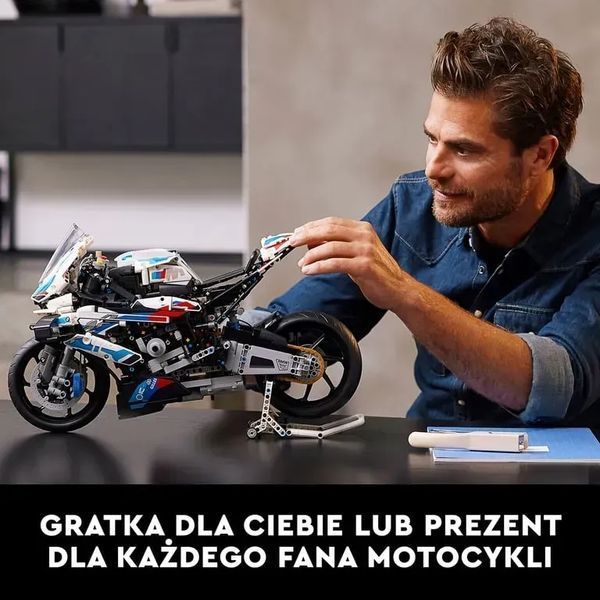 Авто-конструктор LEGO Technic BMW M 1000 RR (42130) 613485 фото