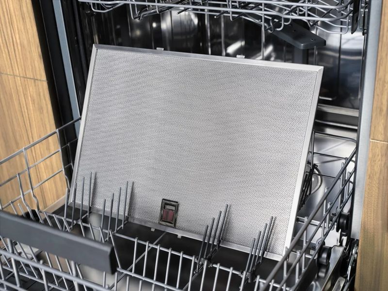 Витяжка похила Electrolux LFV626K 604012 фото