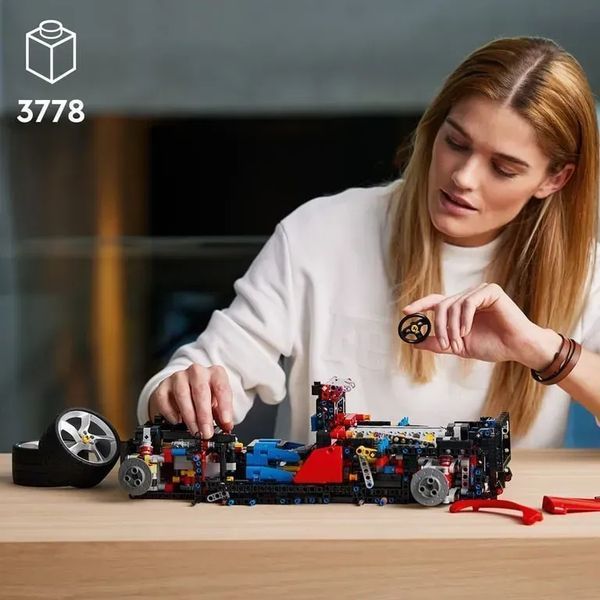 Авто-конструктор LEGO Technic Ferrari Daytona SP3 (42143) 613519 фото