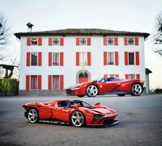 Авто-конструктор LEGO Technic Ferrari Daytona SP3 (42143) 613519 фото