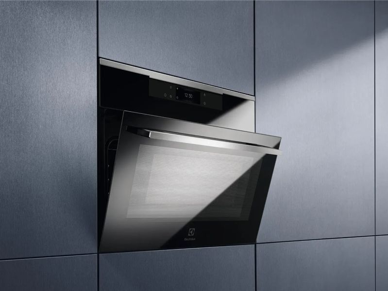 Мікрохвильовка з грилем Electrolux KVMBE08X 607336 фото