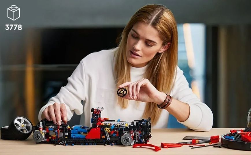 Авто-конструктор LEGO Technic Ferrari Daytona SP3 (42143) 613519 фото