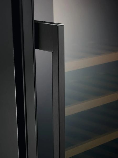 Винный шкаф Electrolux EWUS052B5B 603718 фото