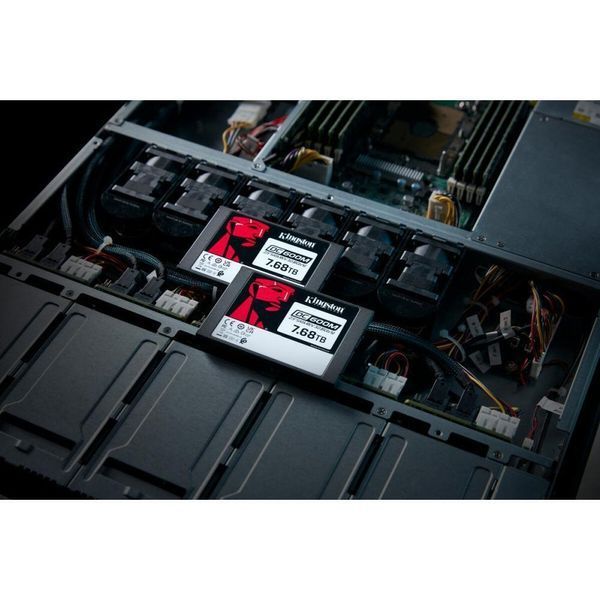 SSD накопитель Kingston DC600M 7.68 TB (SEDC600M/7680G) 001917 фото