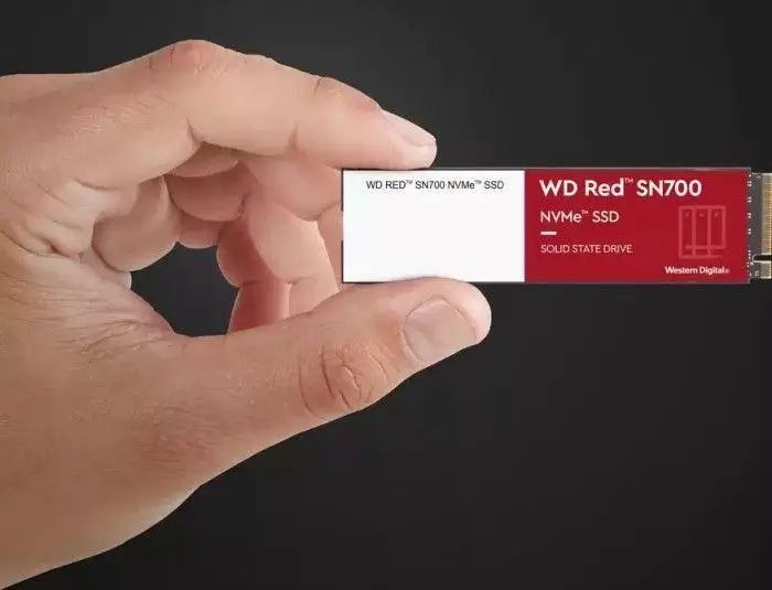 SSD накопитель WD Red SN700 2 TB (WDS200T1R0C) 000720 фото