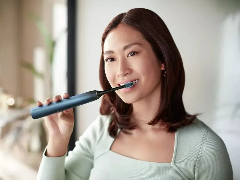 Електрична зубна щітка Philips Sonicare DiamondClean 9000 HX9911/88 513070ua фото