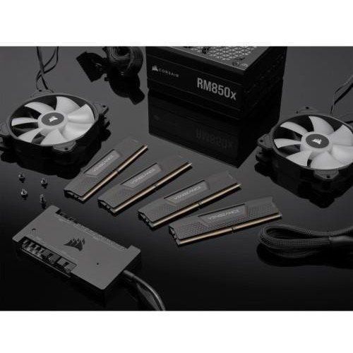 Пам'ять для настільних комп'ютерів Corsair 64 GB (2x32 GB) DDR5 6000 MHz Vengeance (CMK64GX5M2B6000Z40) 027631 фото