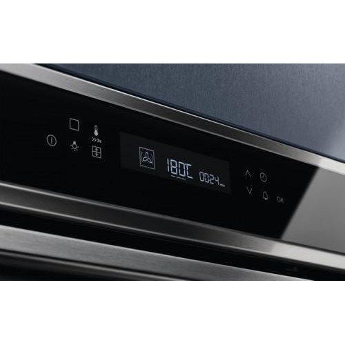 Духовка электрическая Electrolux EOE7P31X 011312 фото