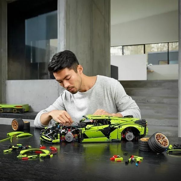 Авто-конструктор LEGO Technic Lamborghini Sian FKP 37 (42115) 613522 фото
