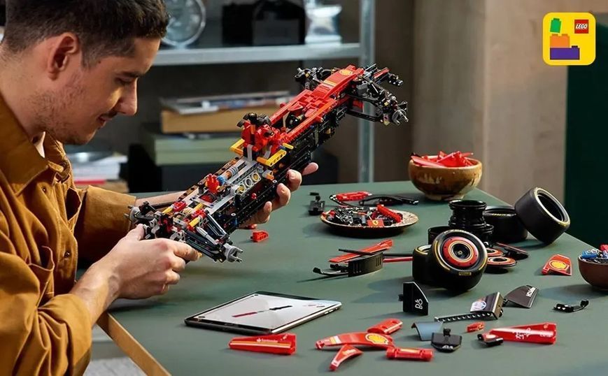 Блоковий конструктор LEGO Technic Автомобіль F1 Ferrari SF-24 (42207) 613471 фото