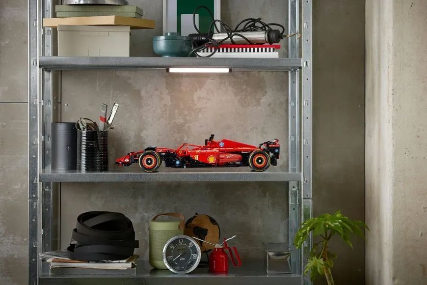Блоковий конструктор LEGO Technic Автомобіль F1 Ferrari SF-24 (42207) 613471 фото
