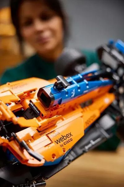 Авто-конструктор LEGO Technic McLaren Formula 1 (42141) 613442 фото