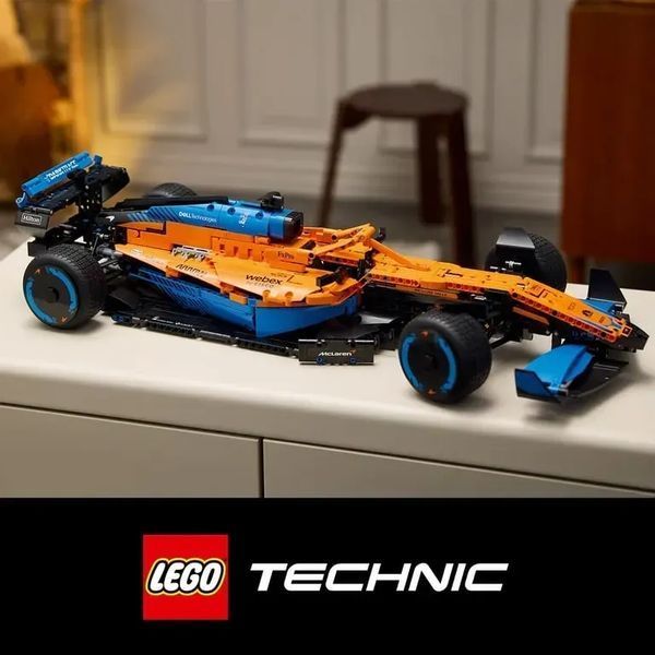 Авто-конструктор LEGO Technic McLaren Formula 1 (42141) 613442 фото