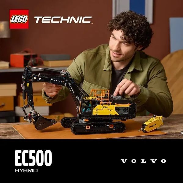 Блочный конструктор LEGO Technic Экскаватор Volvo EC500 Hybrid (42215) 613515 фото