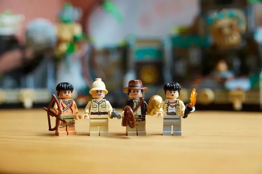 Блоковий конструктор LEGO Indiana Jones Храм Золотого Ідола (77015) 613465 фото