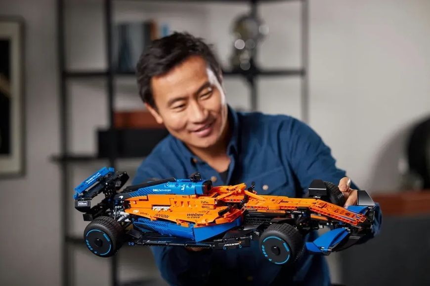 Авто-конструктор LEGO Technic McLaren Formula 1 (42141) 613442 фото