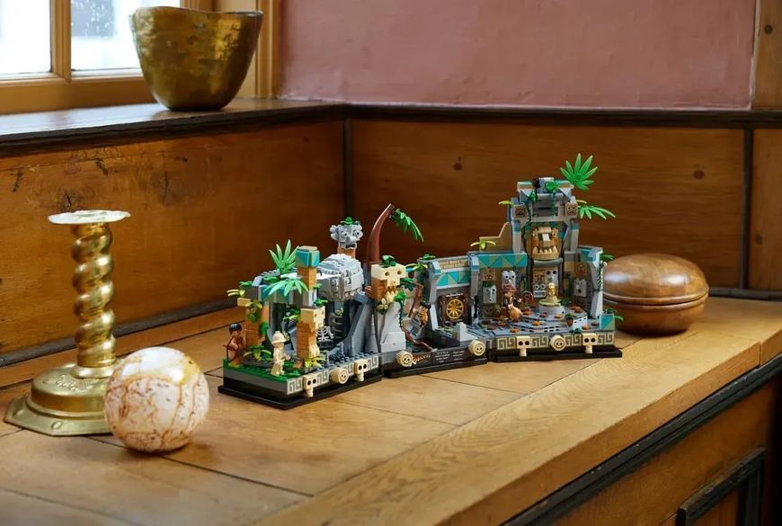 Блоковий конструктор LEGO Indiana Jones Храм Золотого Ідола (77015) 613465 фото