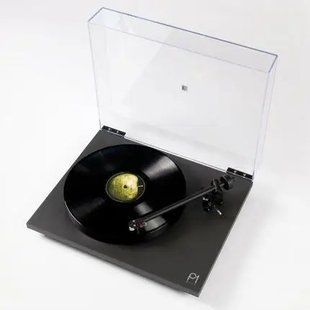 Проигрыватель виниловых дисков Rega Planar 1 Plus Matt Black Carbon 039026 фото