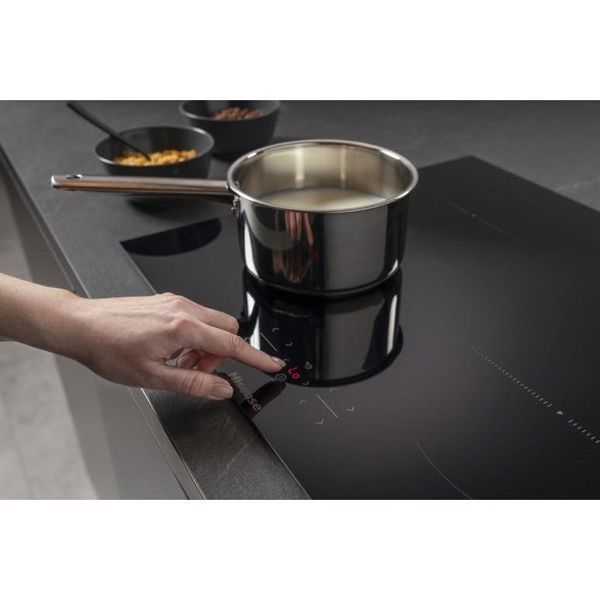 Варильна поверхня електрична Hisense HI6401BSC 007468 фото