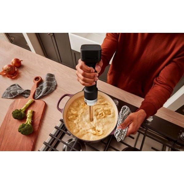 Погружной блендер KitchenAid 5KHBRV71BM 016309 фото