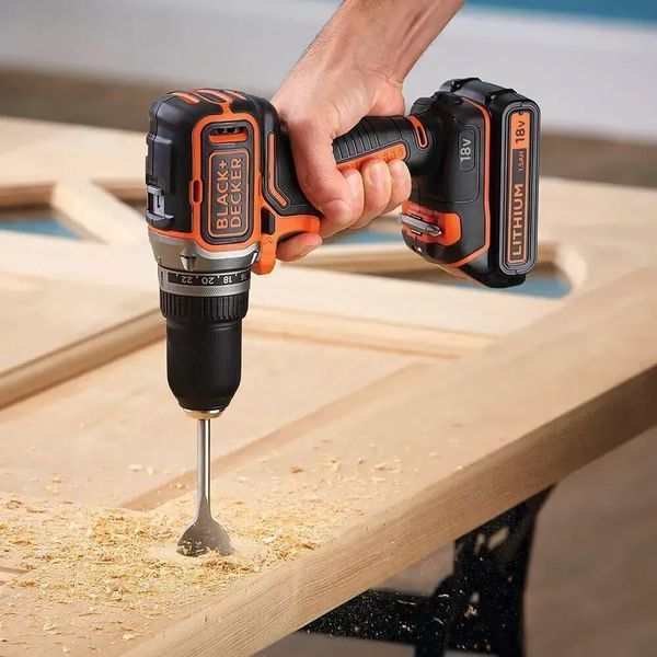 Шурупокрут Black+Decker BL186N 530604 фото