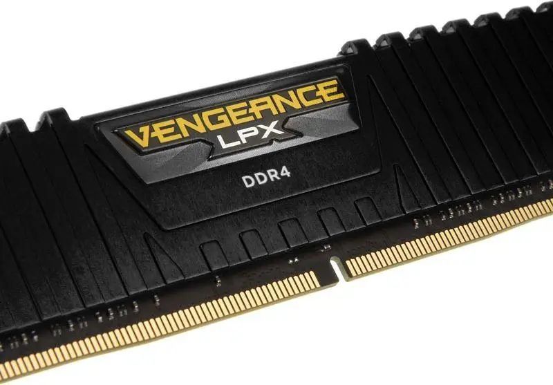 Память для настольных компьютеров Corsair 32 GB (4x8GB) DDR4 2666 MHz Vengeance LPX (CMK32GX4M4A2666C16) 026391 фото