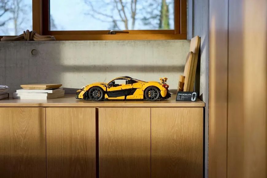 Авто-конструктор LEGO Technic McLaren P1 (42172) 613520 фото