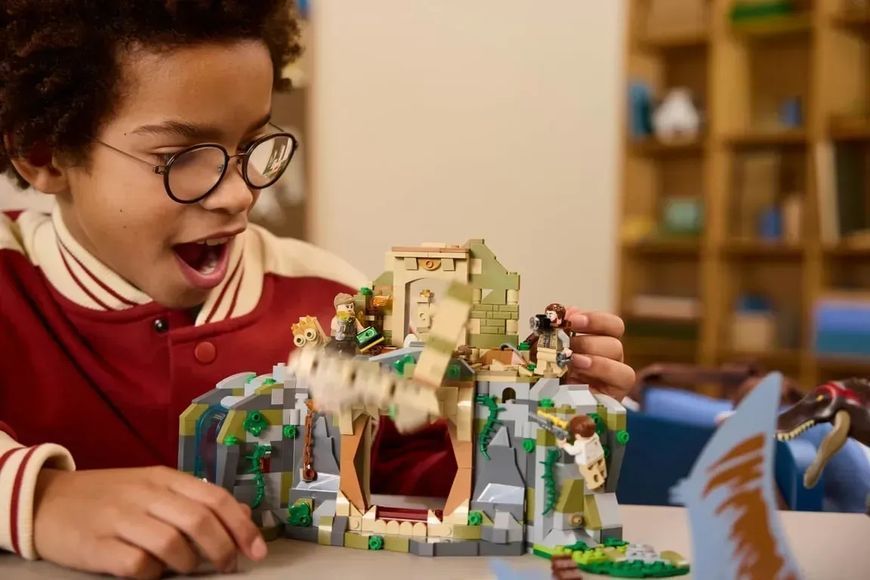 Блочный конструктор LEGO Jurassic World Воздушная миссия со спинозавром и кетцалькоатлем (76976) 613415 фото