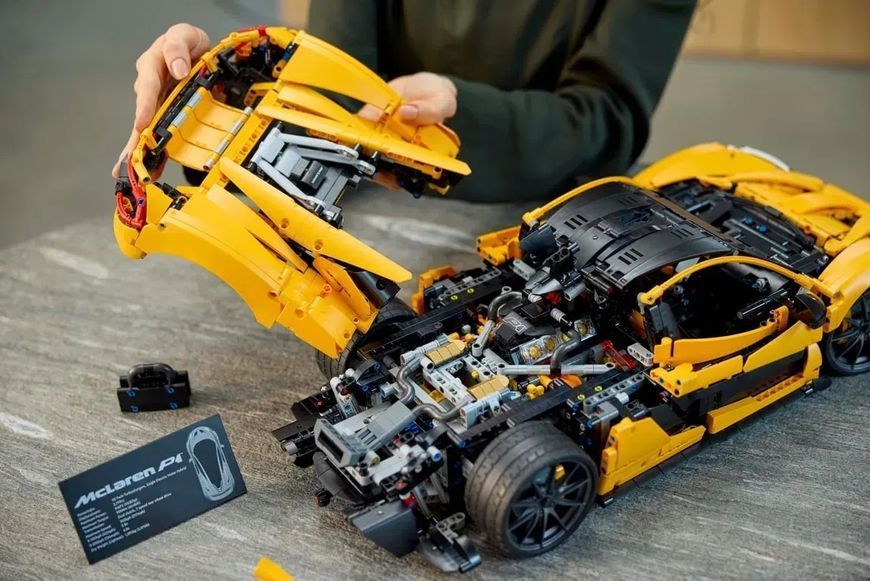 Авто-конструктор LEGO Technic McLaren P1 (42172) 613520 фото