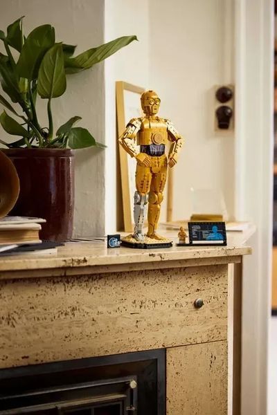 Блочный конструктор LEGO Star Wars C-3PO (75398) 613412 фото