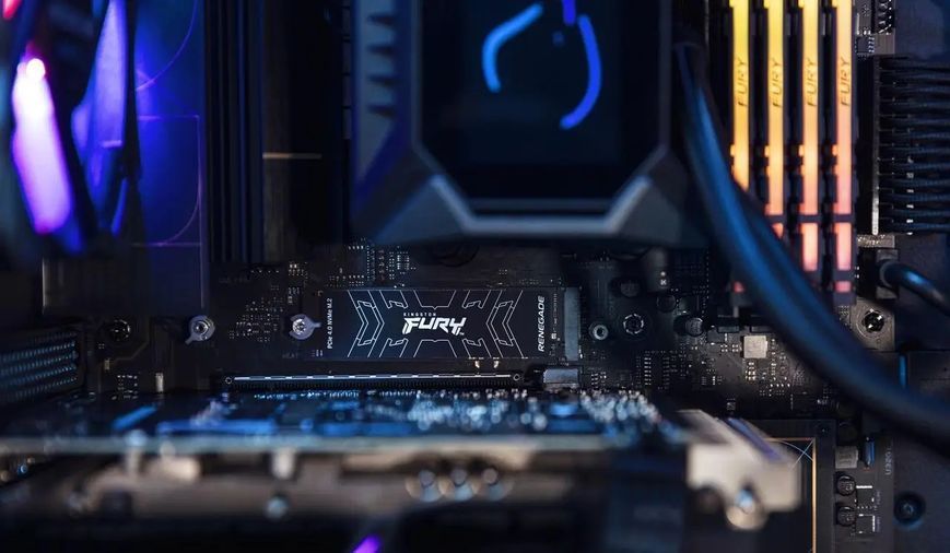 SSD накопичувач Kingston Fury Renegade 1 TB (SFYRS/1000G) 000651 фото