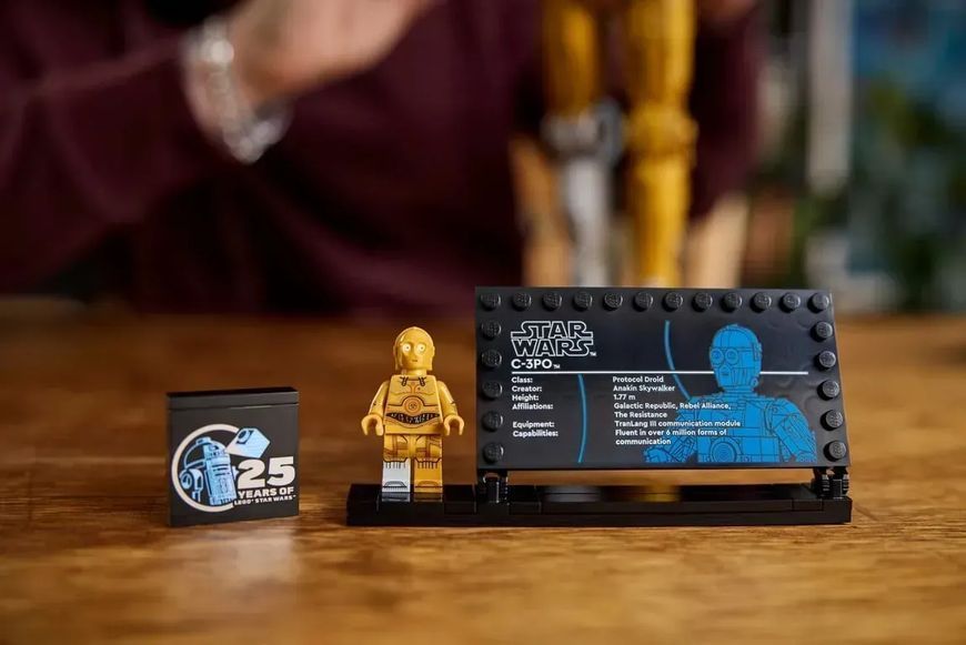 Блочный конструктор LEGO Star Wars C-3PO (75398) 613412 фото