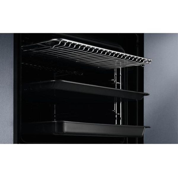 Духовка электрическая Electrolux EOE8P39WX 011315 фото