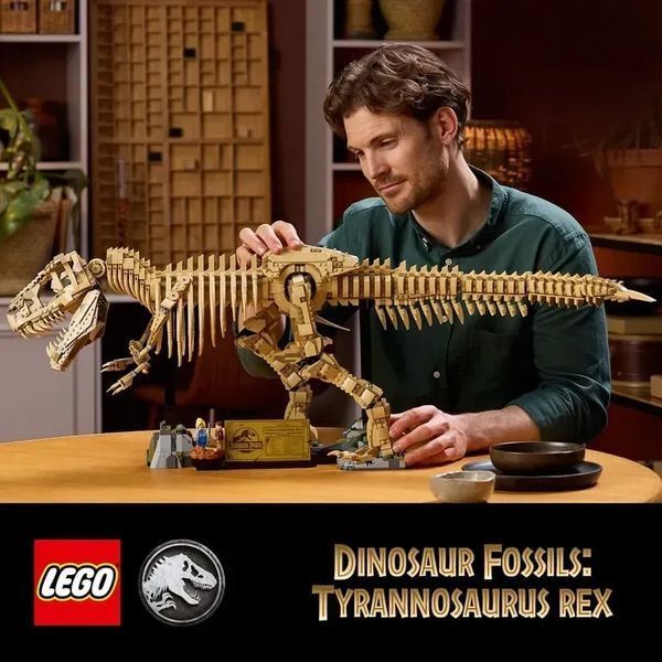 Блочный конструктор LEGO Jurassic World Окаменелости динозавров: Тиранозавр рекс (76968) 613501 фото