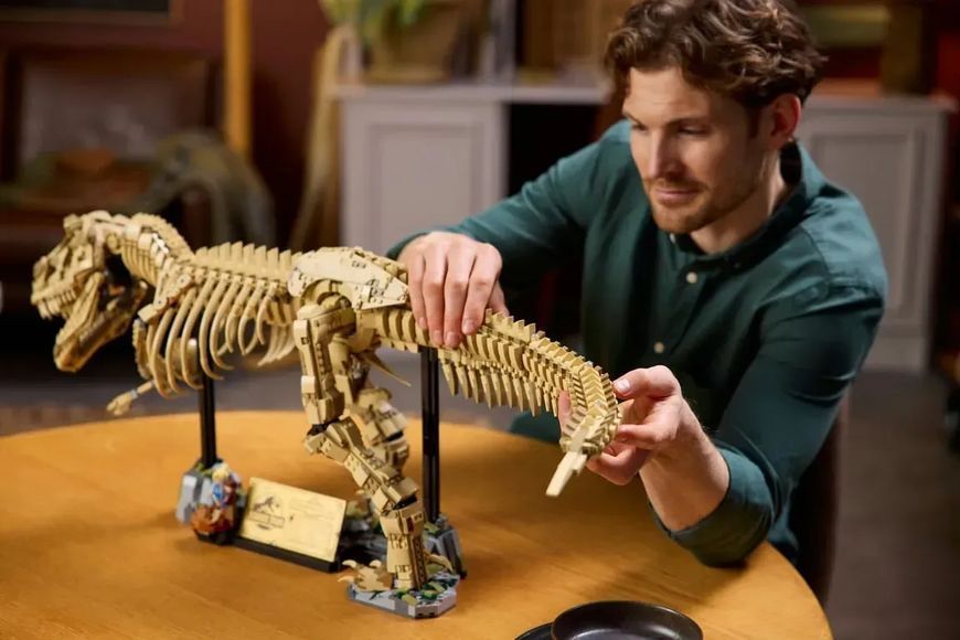 Блочный конструктор LEGO Jurassic World Окаменелости динозавров: Тиранозавр рекс (76968) 613501 фото