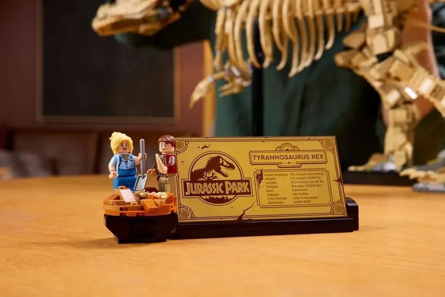 Блочный конструктор LEGO Jurassic World Окаменелости динозавров: Тиранозавр рекс (76968) 613501 фото