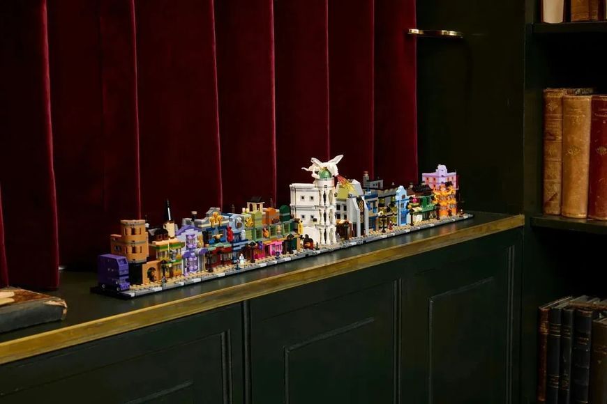 Блоковий конструктор LEGO Harry Potter Алея Діаґон Чаклунські крамниці (76444) 613448 фото