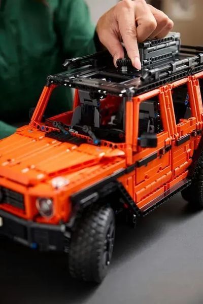 Авто-конструктор LEGO Technic Mercedes-Benz G 500 Professional Line (42177) 613475 фото