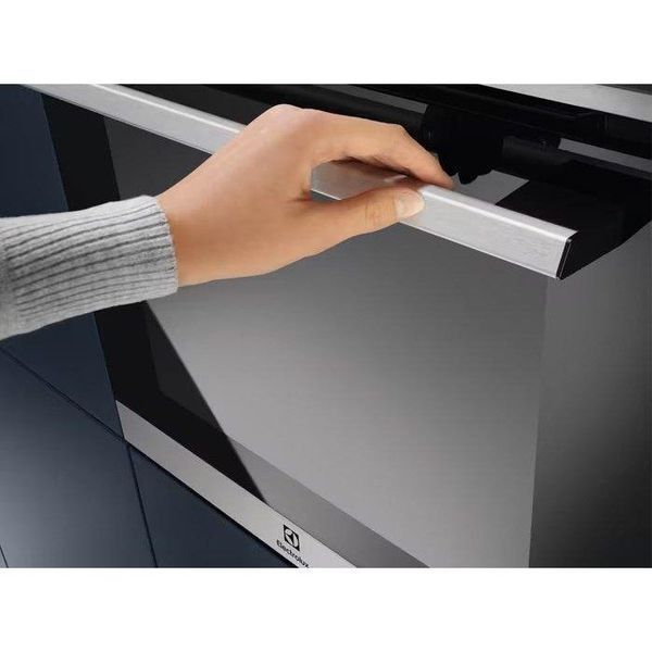 Духовка электрическая Electrolux EOD5C70X 011855 фото